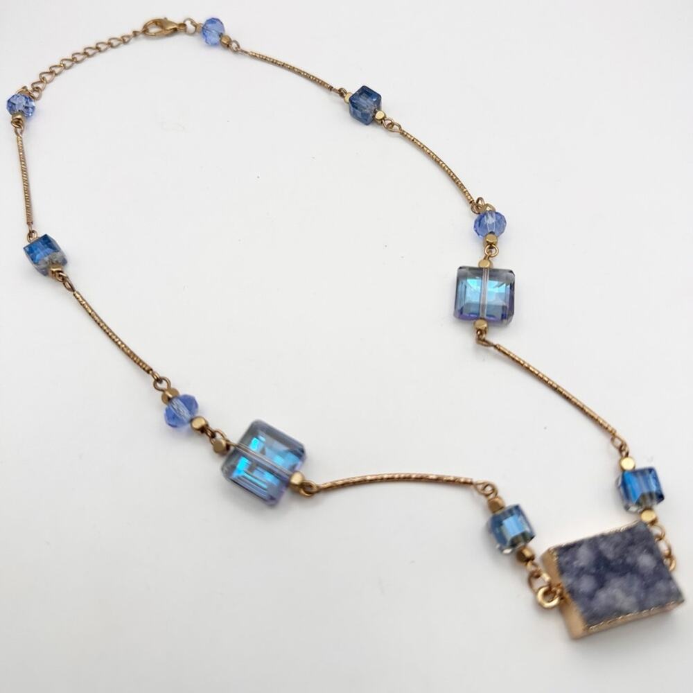 Gem Stone Gold tone Necklace Iridescent Costume Jewelry